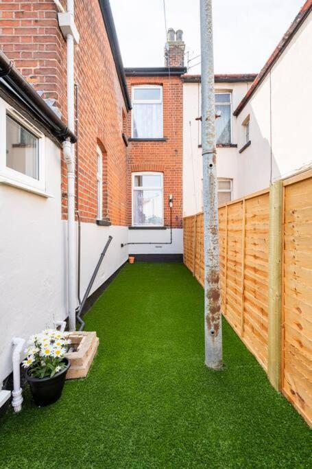 Travellers' Choice In Harwich-Essex Villa Exterior foto