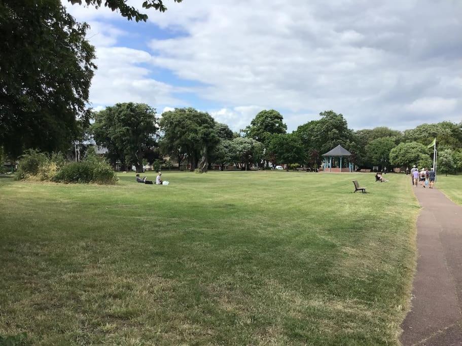 Travellers' Choice In Harwich-Essex Villa Exterior foto